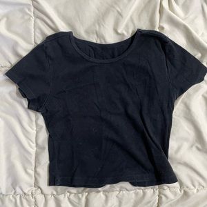 Brandy Melville Ashlyn crop top